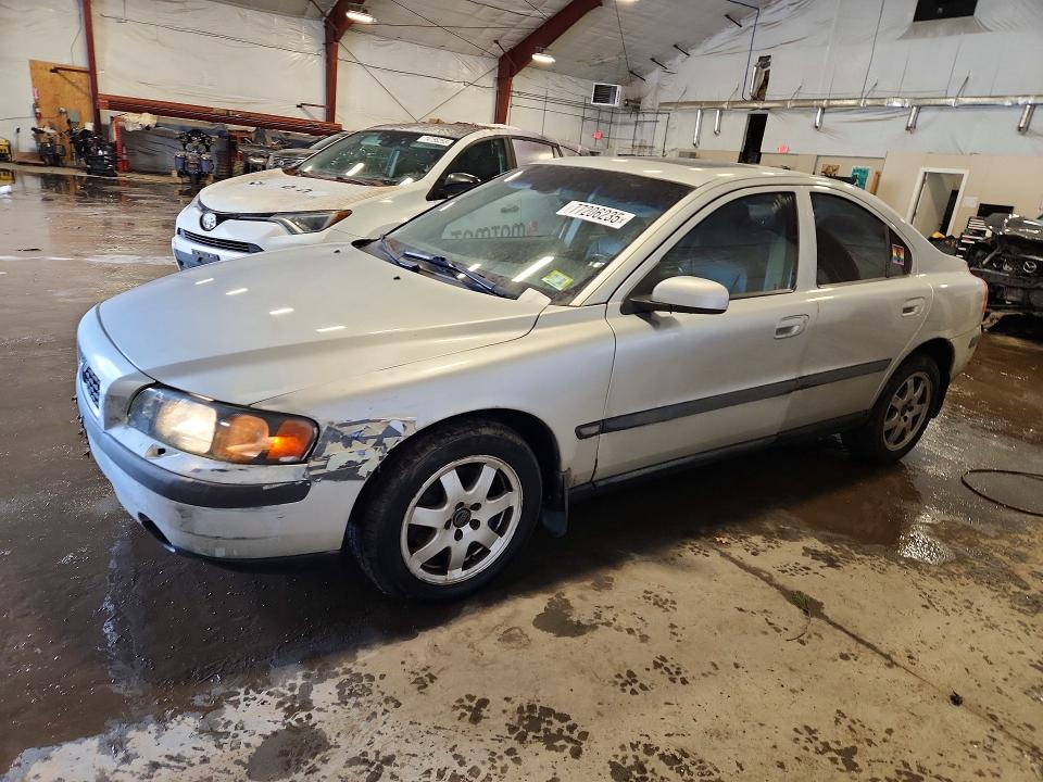 2004 Volvo S60 VIN YV1RH59H642365387 COPART salvage auction — MINOR DENT/SCRATCHES, Vt - Bill Of Sale - Parts Only, sold $200 on 2026-07-08 (photo 1)
