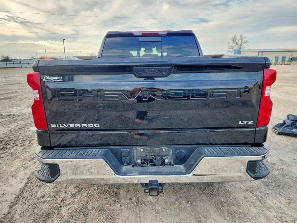 2026 Chevrolet Silverado VIN 1GCPAEE89TZ102629 COPART salvage auction — Side, TX - SALVAGE VEHICLE TITLE, sold $20,000 on 2026-04-15 (photo 6)