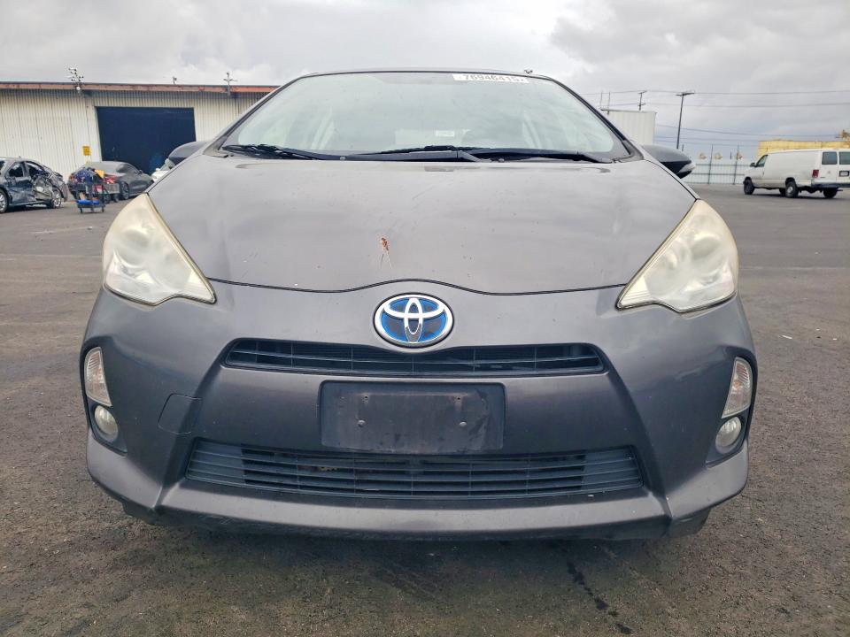 2013 Toyota Prius VIN JTDKDTB33D1045889 COPART salvage auction — REAR END, OR - SALVAGE TITLE CERTIFICATE, sold $250 on 2026-07-29 (photo 5)