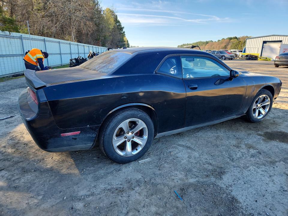 2012 Dodge Challenger VIN 2C3CDYAG3CH197746 COPART salvage auction — MECHANICAL, La - Cert Of Title-Salvage, sold $900 on 2026-07-02 (photo 3)