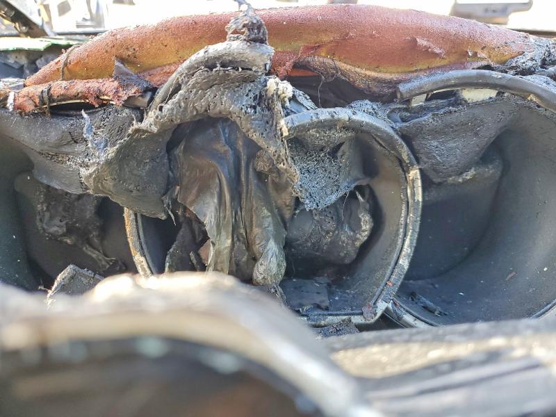 2015 Kia Optima VIN 5XXGN4A75FG432593 COPART salvage auction — BURN, CA - NON-REPAIRABLE VEHICLE CERT, sold $250 on 2026-07-27 (photo 9)