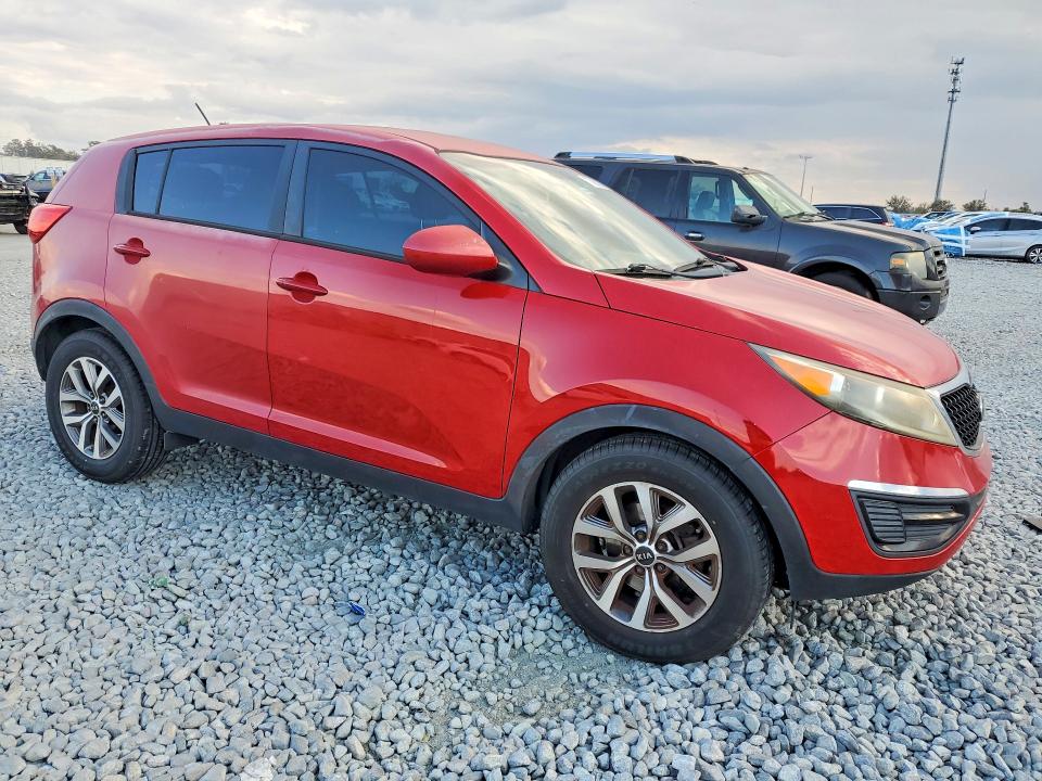 2014 Kia Sportage VIN KNDPB3ACXE7652092 COPART salvage auction — MINOR DENT/SCRATCHES, Salvage Title, sold $1,300 on 2026-07-29 (photo 4)