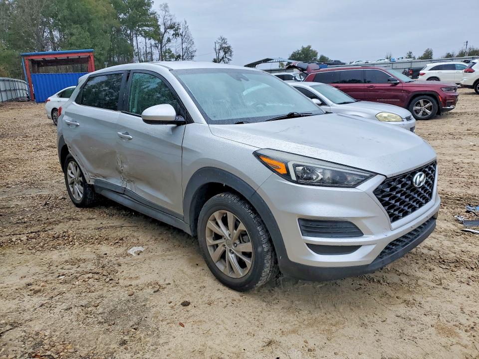 2019 Hyundai Tucson VIN KM8J23A44KU842896 COPART salvage auction — SIDE, Salvage Title, sold $4,150 on 2026-07-17 (photo 4)