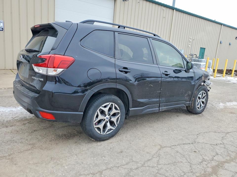 2020 Subaru Forester VIN JF2SKAJC7LH550269 COPART salvage auction — ENGINE BURN, PA - CERTIFICATE OF SALVAGE, sold $600 on 2026-07-20 (photo 3)