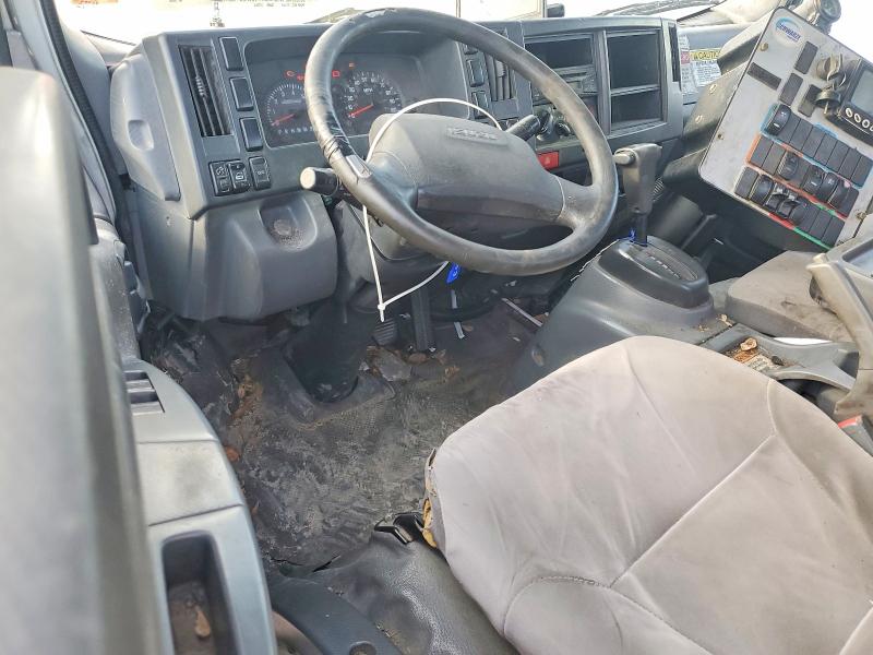 2017 Isuzu Npr hd VIN 54DC4W1B2HS808527 COPART salvage auction — BURN, Nc - Dealer Only Salvage Title, sold $2,350 on 2026-07-08 (photo 8)