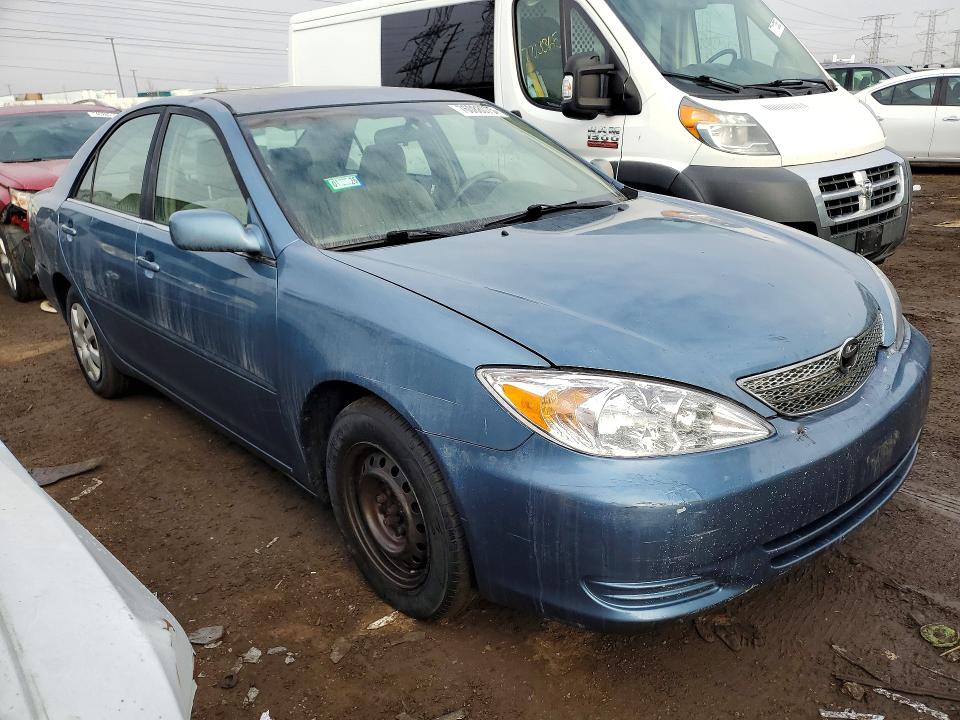 2004 Toyota Camry VIN 4T1BE30KX4U844442 COPART salvage auction — FRONT END, Il - Certificate Of Title, sold $425 on 2026-07-09 (photo 4)