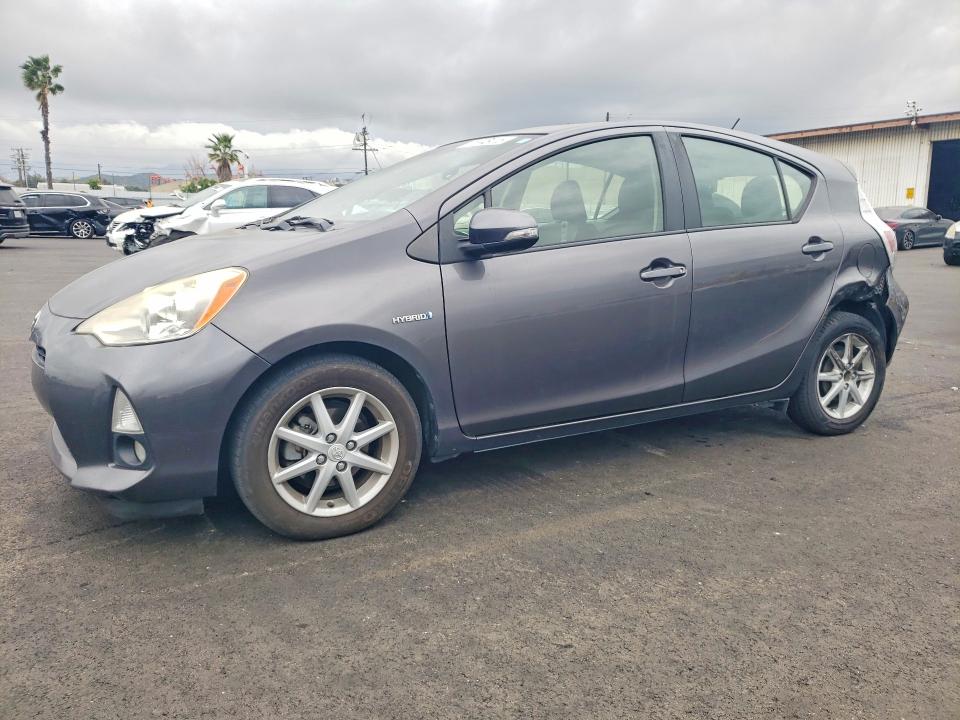 2013 Toyota Prius VIN JTDKDTB33D1045889 COPART salvage auction — REAR END, OR - SALVAGE TITLE CERTIFICATE, sold $250 on 2026-07-29 (photo 1)
