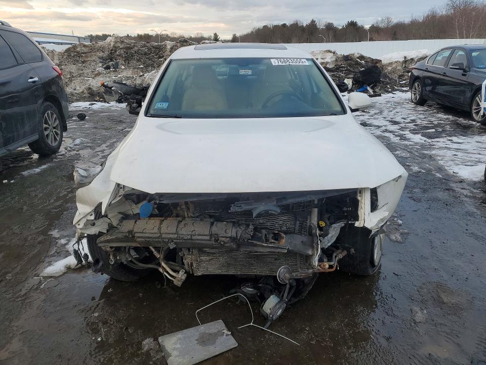 2008 Volkswagen Passat VIN WVWDU73CX8E165864 COPART salvage auction — FRONT END, Ma - Cert Of Title-Reconstrctd Coll, sold $450 on 2026-07-29 (photo 5)