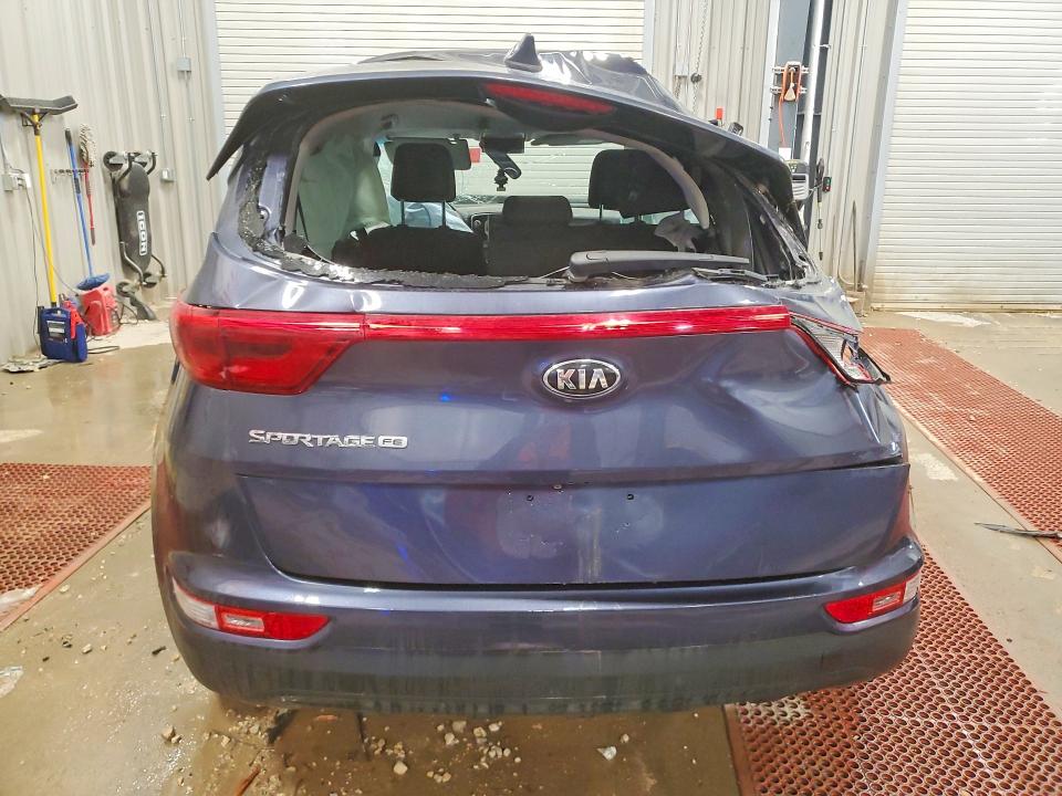 2019 Kia Sportage VIN KNDPM3AC0K7569325 COPART salvage auction — ROLLOVER, Wy - Cert Of Title-Salvage, sold $70 on 2026-07-22 (photo 6)