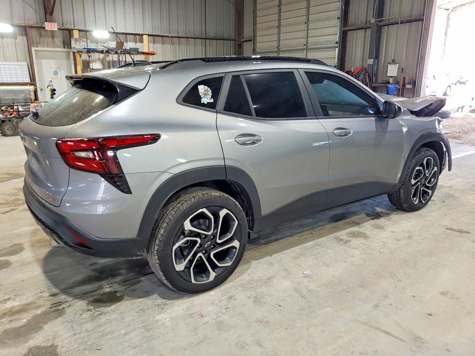 2025 Chevrolet Trax VIN KL77LJEP0SC328230 COPART salvage auction — FRONT END, Mo - Salvage Certificate Of Title, sold $5,000 on 2026-07-28 (photo 3)