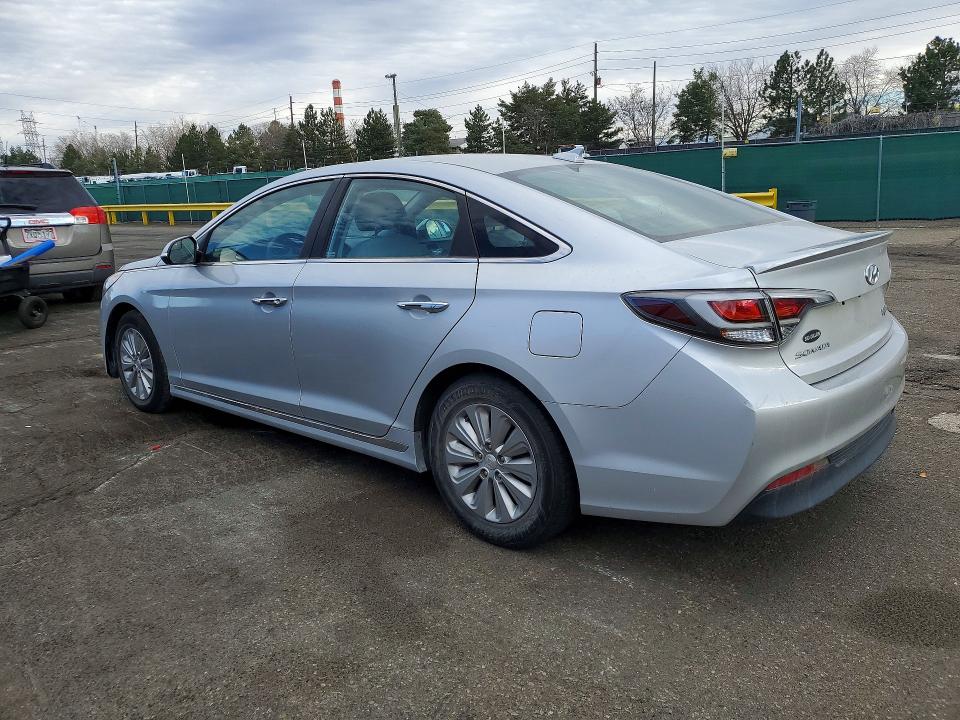 2016 Hyundai Sonata hybrid VIN KMHE24L12GA019970 COPART salvage auction — HAIL, Co - Bill Of Sale-Parts Only, sold $525 on 2026-07-28 (photo 2)