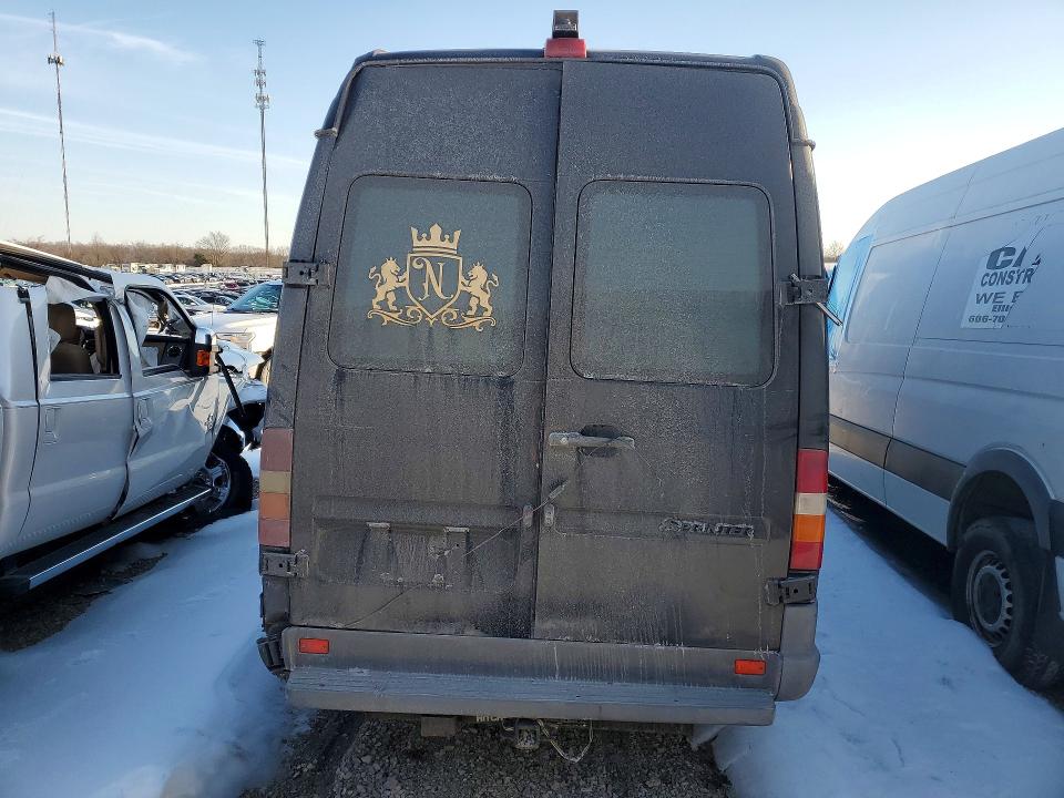 2005 Sprinter 3500 sprinter VIN WD2PD544155741652 COPART salvage auction — SIDE, Mt - Certificate Of Title, sold $225 on 2026-07-29 (photo 6)