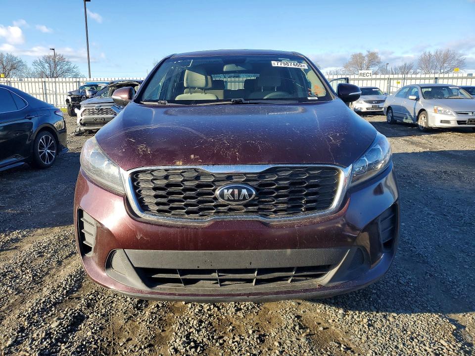 2019 Kia Sorento VIN 5XYPG4A52KG467459 COPART salvage auction — MINOR DENT/SCRATCHES, Ca - Dis/Dlr/Exp Only Clean Title, sold $1,200 on 2026-07-28 (photo 5)