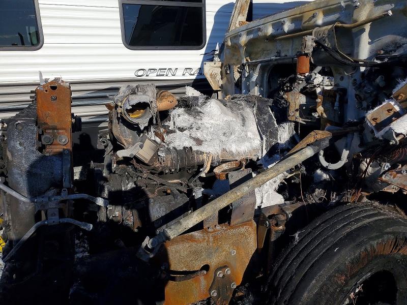 2025 Volvo Vnl VIN 4V4NC9EH3SN668353 COPART salvage auction — ALL OVER, Fl - Certificate Of Destruction, sold $15 on 2026-07-09 (photo 7)