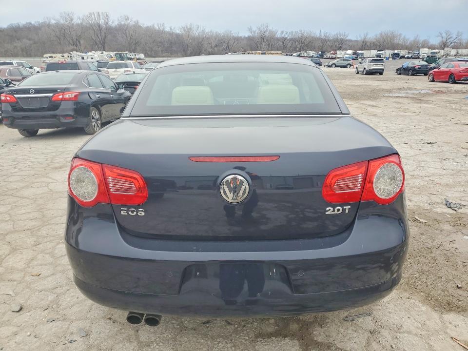 2010 Volkswagen Eos VIN WVWFA7AH3AV025838 COPART salvage auction — FRONT END, Mo - Dealer Only Clean Title (P), sold $90 on 2026-08-04 (photo 6)