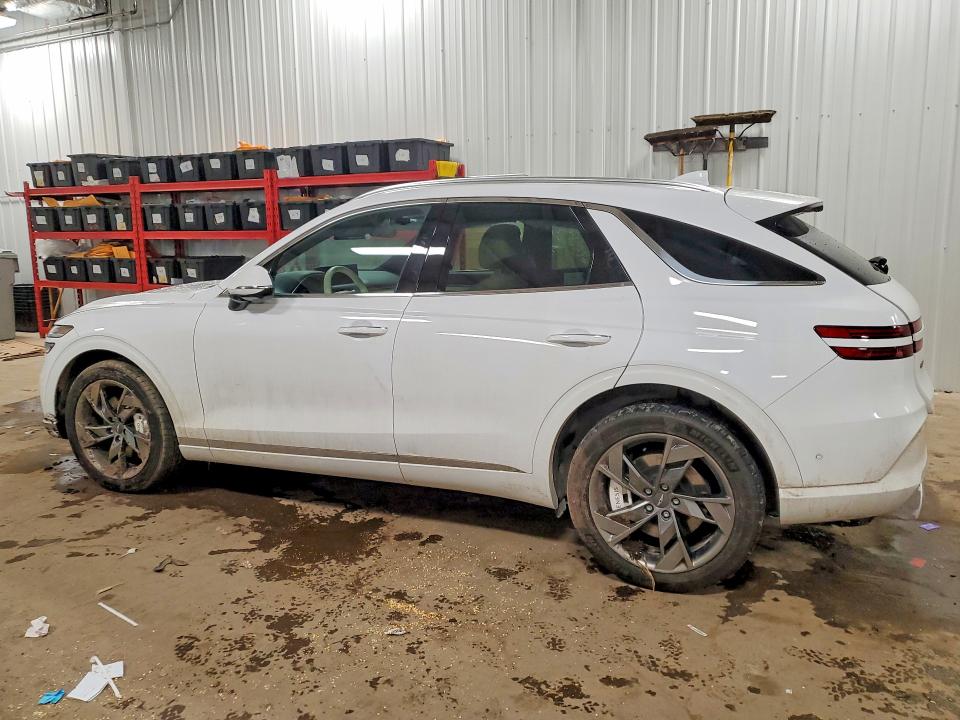2025 Genesis Gv70 VIN 5NMMCET1XSH003968 COPART salvage auction — SIDE, Mn - Cert Of Title-Salvage, sold $11,600 on 2026-07-02 (photo 2)