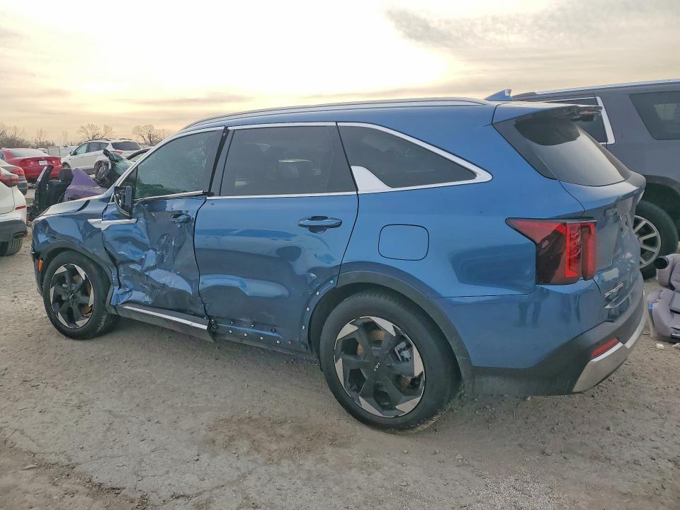 2025 Kia Sorento VIN KNDRKDJG8S5397760 COPART salvage auction — SIDE, Ks - Cert Of Title-Salvage, sold $3,300 on 2026-07-21 (photo 2)