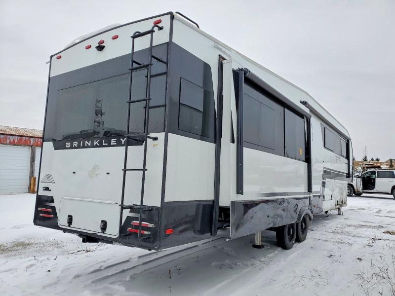 2024 Brinkleyrv Brinkleyrv VIN 7T0FZ4325RA002031 COPART salvage auction — BURN, IN - CERT OF TITLE-SALVAGE TITLE, sold $22,200 on 2026-07-20 (photo 4)