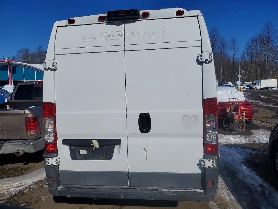 2018 Ram Promaster 2500 VIN 3C6TRVCG0JE113200 COPART salvage auction — MECHANICAL, Ma - Certificate Of Title, sold $2,350 on 2026-08-13 (photo 6)