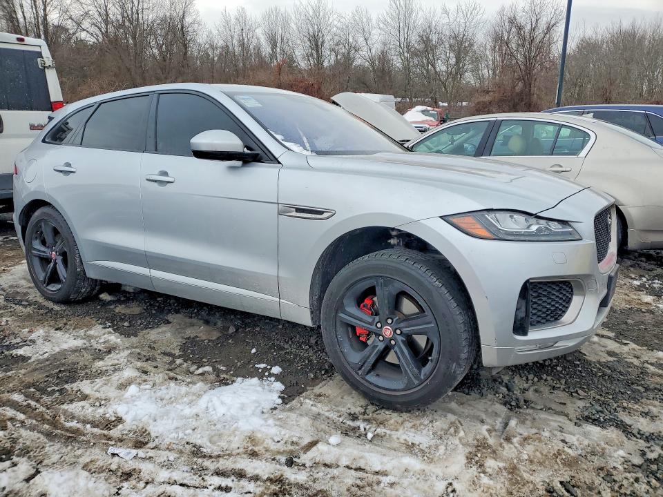 2019 Jaguar F-pace VIN SADCM2FV2KA610046 COPART salvage auction — SIDE, Salvage Title, sold $5,500 on 2026-07-16 (photo 4)