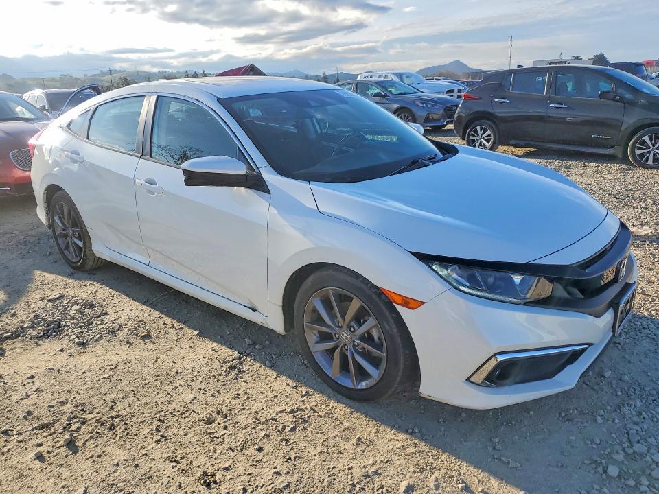 2019 Honda Civic VIN 19XFC1F38KE210073 COPART salvage auction — VANDALISM, Ca - Salvage Certificate, sold $700 on 2026-07-09 (photo 4)