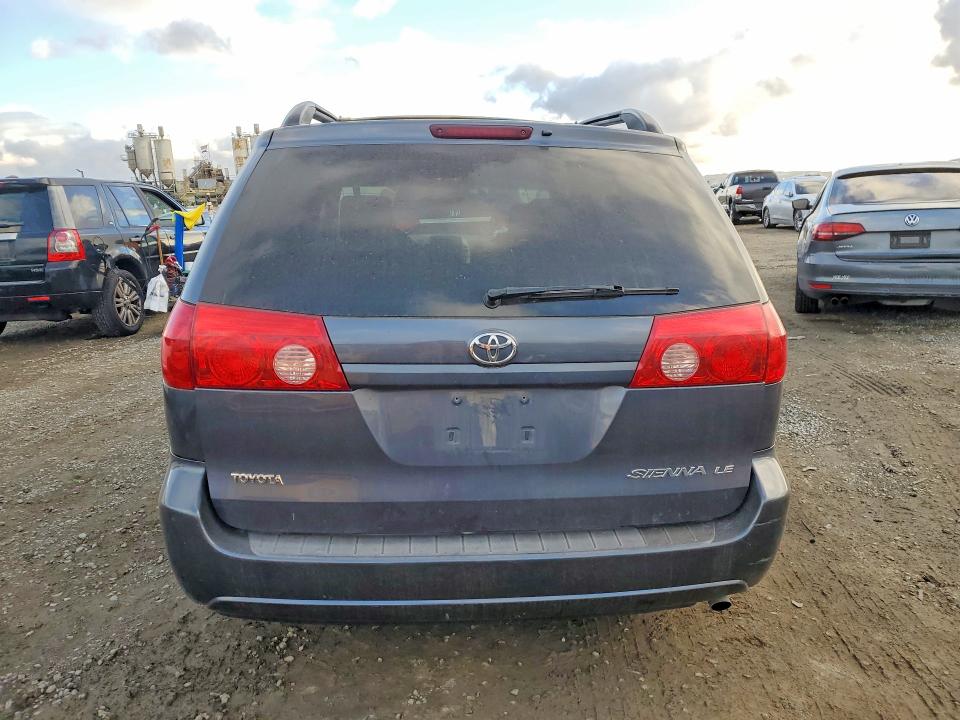 2007 Toyota Sienna VIN 5TDZK23C47S071454 COPART salvage auction — FRONT END, Ca - Salvage Certificate, sold $700 on 2026-07-02 (photo 6)