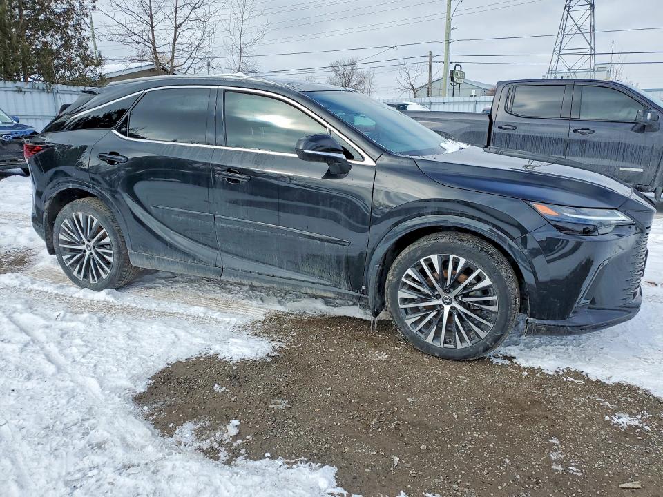 2023 Lexus Rx VIN 2T2BAMCA8PC009509 COPART salvage auction — SIDE, Salvage Title, sold $31,500 on 2026-07-09 (photo 4)