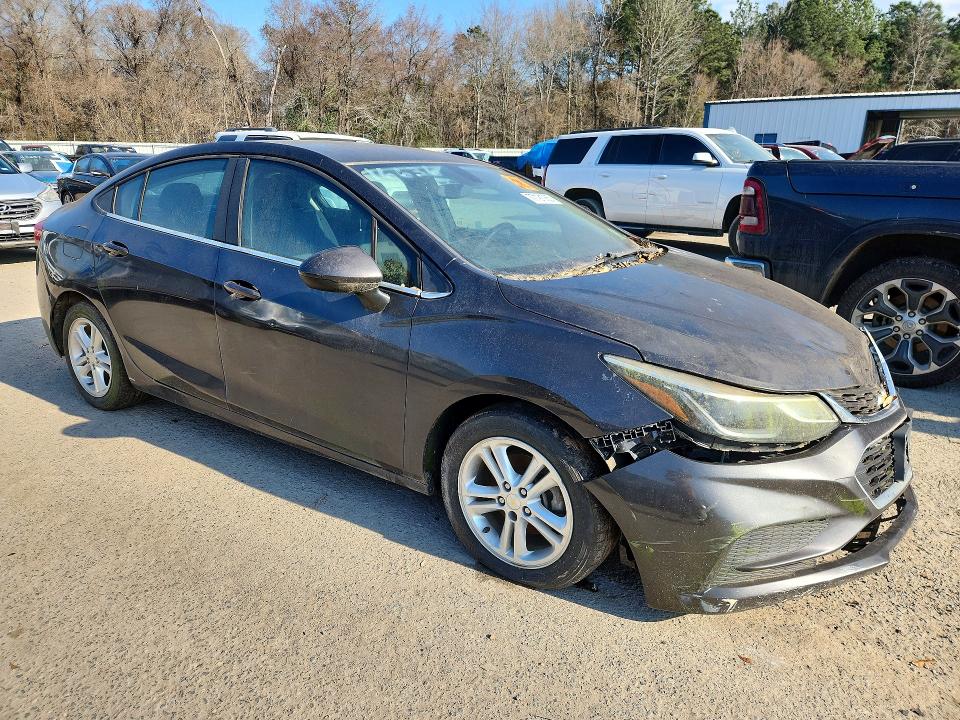 2017 Chevrolet Cruze VIN 1G1BE5SM1H7126452 COPART salvage auction — MECHANICAL, La - Cert Of Title-Reconstructed, sold $1,650 on 2026-07-09 (photo 4)