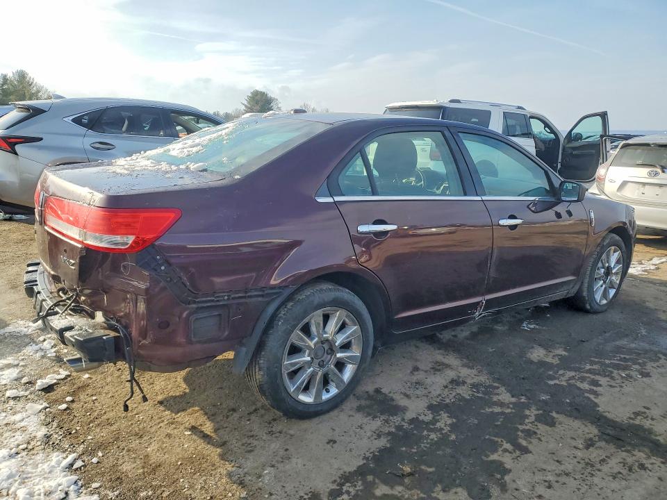 2012 Lincoln Mkz VIN 3LNHL2GC3CR807277 COPART salvage auction — FRONT END, PA - CERT OF TITLE, sold $575 on 2026-09-29 (photo 3)