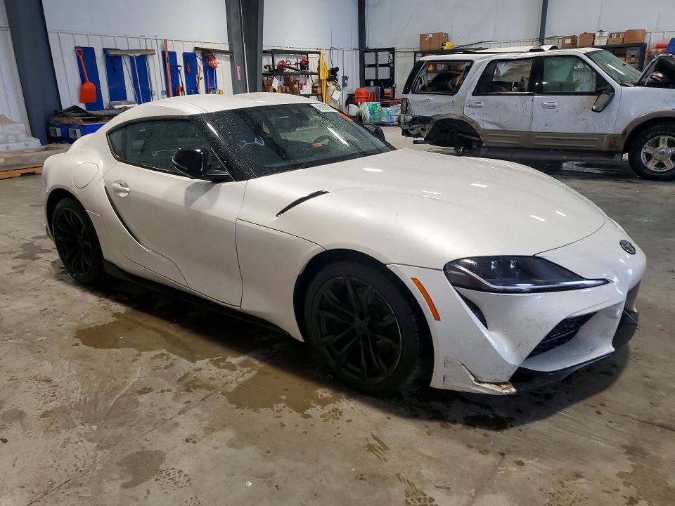 2021 Toyota Supra VIN WZ1DB2C02MW044315 COPART salvage auction — FRONT END, Nc - Salvage Certificate Of Title, sold $17,800 on 2026-07-20 (photo 4)