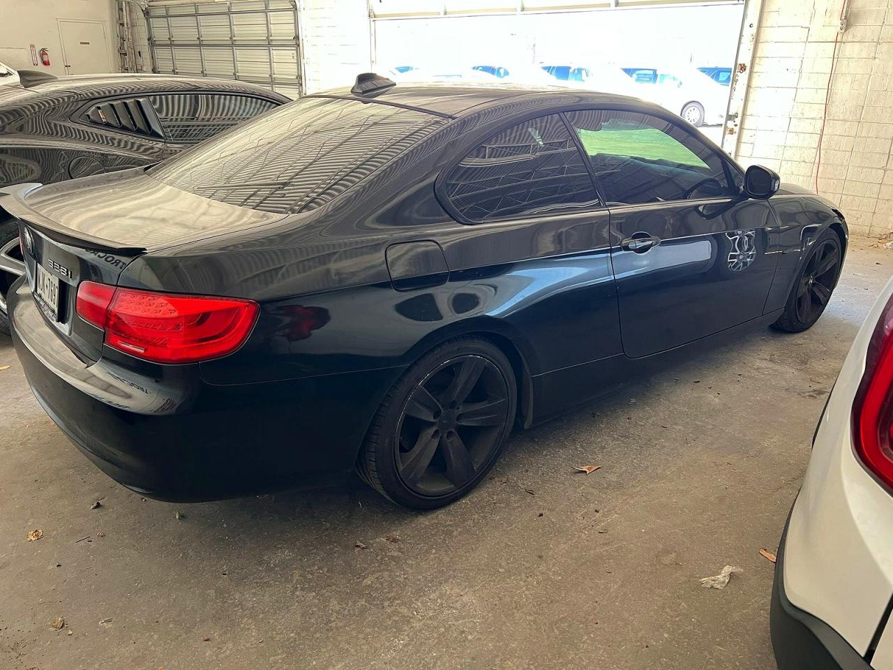 2011 BMW 3 Series VIN WBAKE3C50BE557478 COPART salvage auction — Minor Dent/Scratches, TX - CERTIFICATE OF TITLE (P), sold $625 on 2026-03-17 (photo 4)