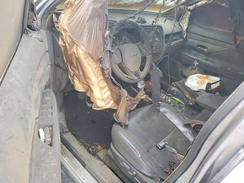 2019 Mitsubishi Outlander VIN JA4AZ3A36KZ039799 COPART salvage auction — BURN, Nc - Salvage Certificate Of Title, sold $1,400 on 2026-07-20 (photo 8)