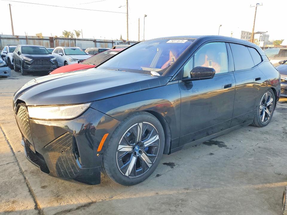 2022 BMW Ix VIN WB523CF07NCJ69751 COPART salvage auction — FRONT END, Ca - Salvage Certificate, sold $18,500 on 2026-07-09 (photo 1)