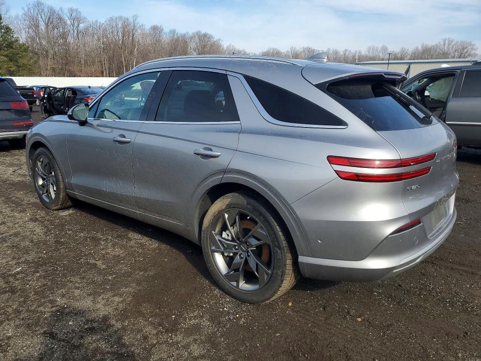 2023 Genesis Gv70 VIN 5NMMCET12PH000862 COPART salvage auction — SIDE, Md - Cert Of Salvage > 75% Damage, sold $14,100 on 2026-07-17 (photo 2)