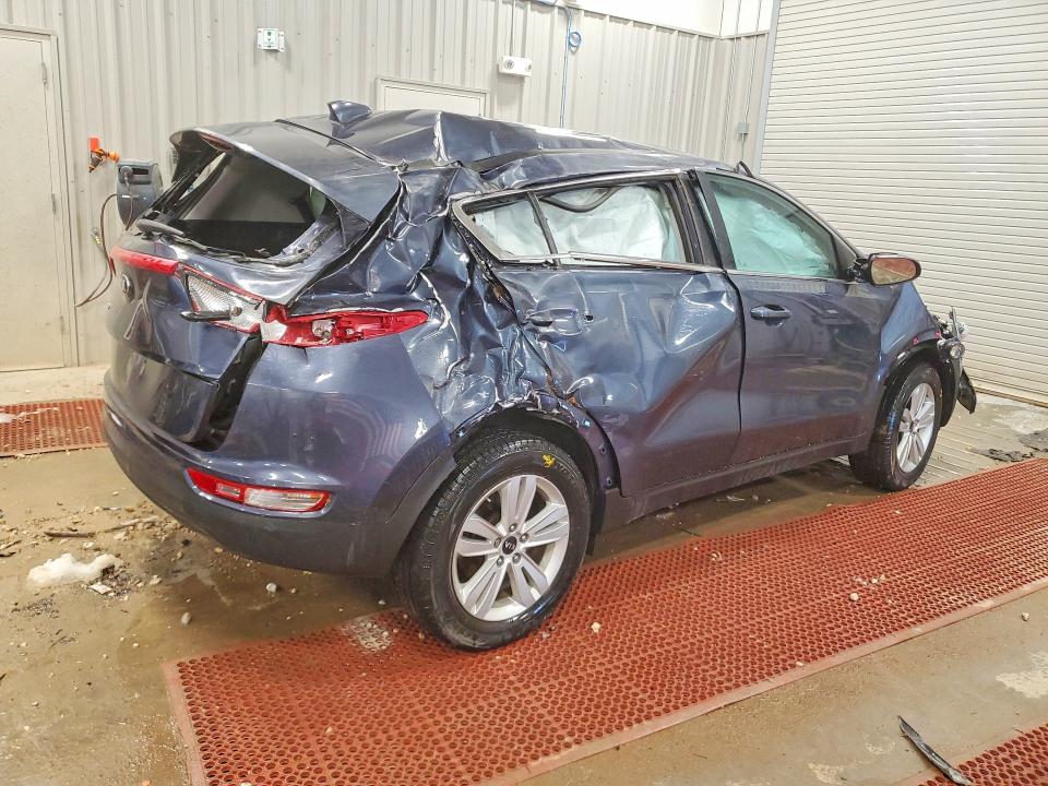 2019 Kia Sportage VIN KNDPM3AC0K7569325 COPART salvage auction — ROLLOVER, Wy - Cert Of Title-Salvage, sold $70 on 2026-07-22 (photo 3)