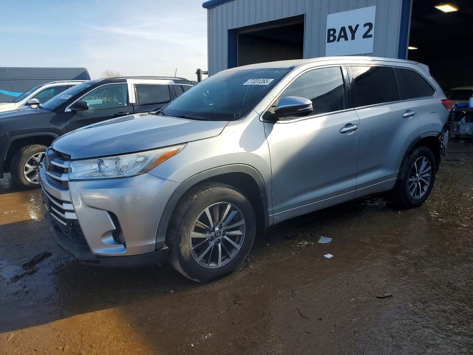 2018 Toyota Highlander VIN 5TDJZRFH4JS802979 COPART salvage auction — REAR END, Il - Salvage Certificate, sold $250 on 2026-07-30 (photo 1)