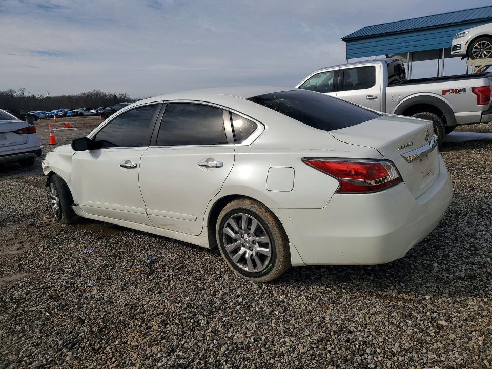 2015 Nissan Altima VIN 1N4AL3AP3FN370546 COPART salvage auction — FRONT END, TN - SALVAGE CERTIFICATE, sold $425 on 2026-07-09 (photo 2)