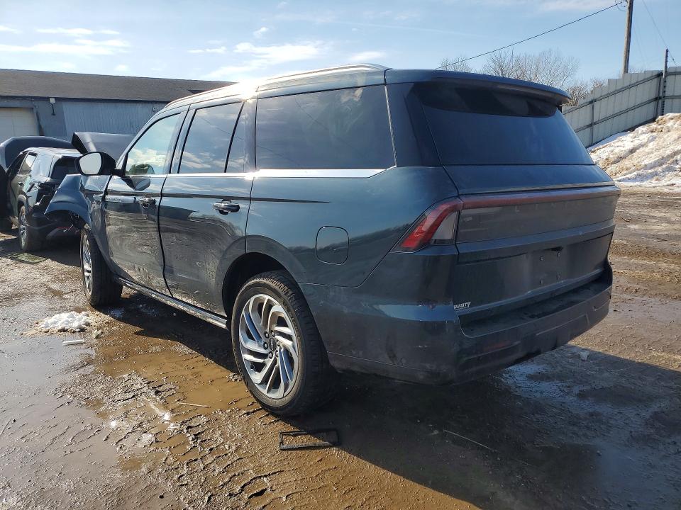 2025 Lincoln Navigator VIN 5LMJJ2LG8SEL11602 COPART salvage auction — FRONT END, Mi - Dealer Only Clean Title, sold $27,250 on 2026-07-29 (photo 2)