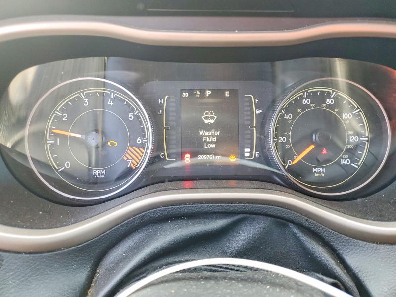 2015 Jeep Cherokee VIN 1C4PJLCB8FW579111 COPART salvage auction — NORMAL WEAR, Ca - Dis/Dlr/Exp Only Clean Title, sold $925 on 2026-07-21 (photo 9)