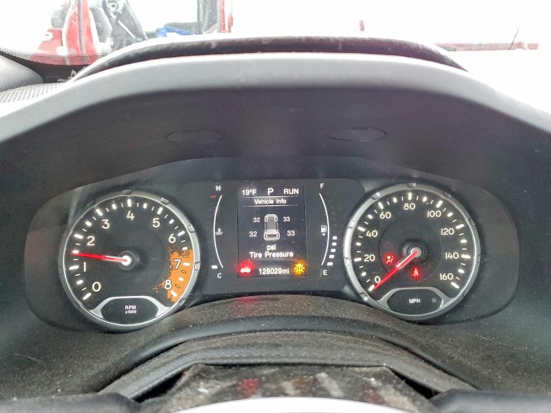 2018 Jeep Renegade VIN ZACCJBBB9JPH94223 COPART salvage auction — SIDE, MI - CERT OF TITLE-SALVAGE VEHICLE, sold $1,350 on 2026-08-14 (photo 9)