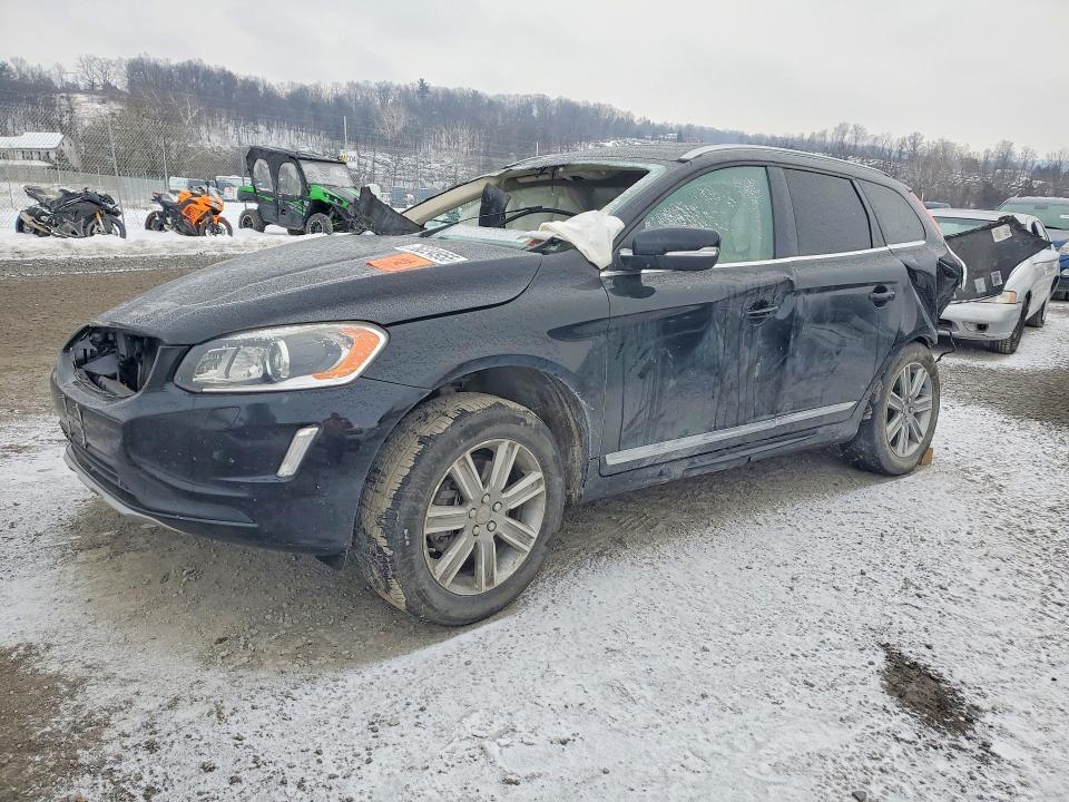 2016 Volvo Xc60 VIN YV4902RM2G2791331 COPART salvage auction — ROLLOVER, Other, sold $850 on 2026-08-07 (photo 1)