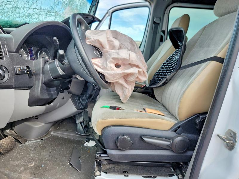 2013 Mercedes-benz Sprinter VIN WD3PE7CC2D5789320 COPART salvage auction — FRONT END, AZ - CERT OF TITLE - SALVAGE, sold $1,100 on 2026-09-01 (photo 7)