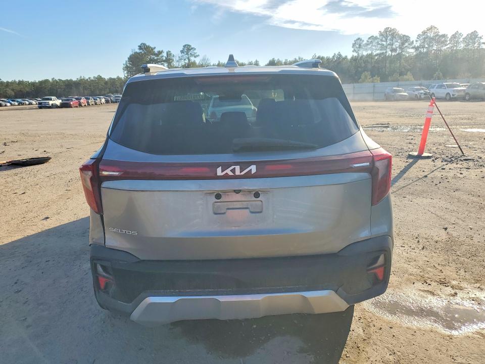 2024 Kia Seltos VIN KNDEU2AA4R7498379 COPART salvage auction — REAR END, Sc - Cert Of Title-Salvage, sold $4,250 on 2026-07-06 (photo 6)