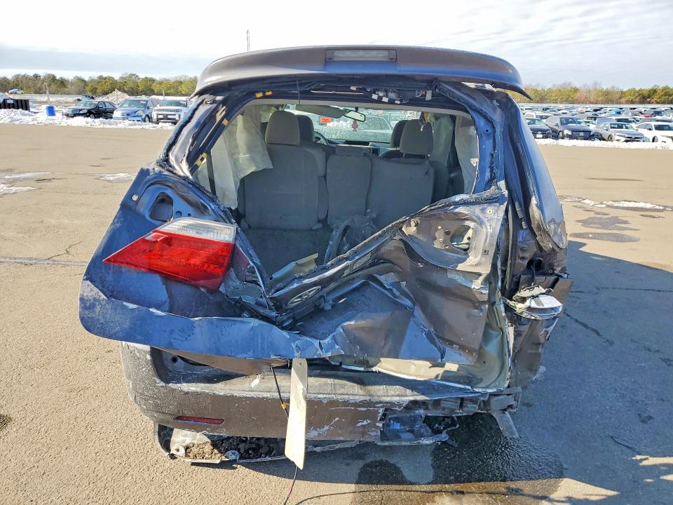 2011 Toyota Sienna VIN 5TDKK3DC4BS037836 COPART salvage auction — REAR END, Ny - Mv907A-Parts Only, sold $800 on 2026-07-20 (photo 6)