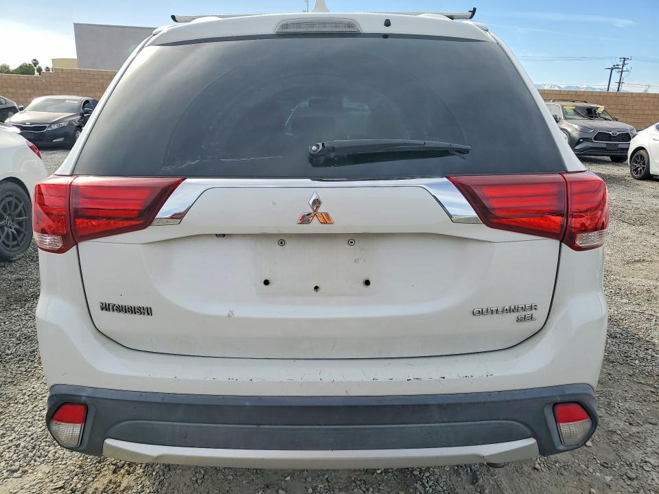 2018 Mitsubishi VIN JA4AD3A32JZ022785 COPART salvage auction — SIDE, Salvage Title, sold $550 on 2026-07-22 (photo 6)