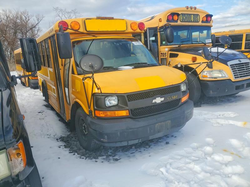 2009 Chevrolet Bus VIN 1GBHG316391114296 — COPART salvage auction photo