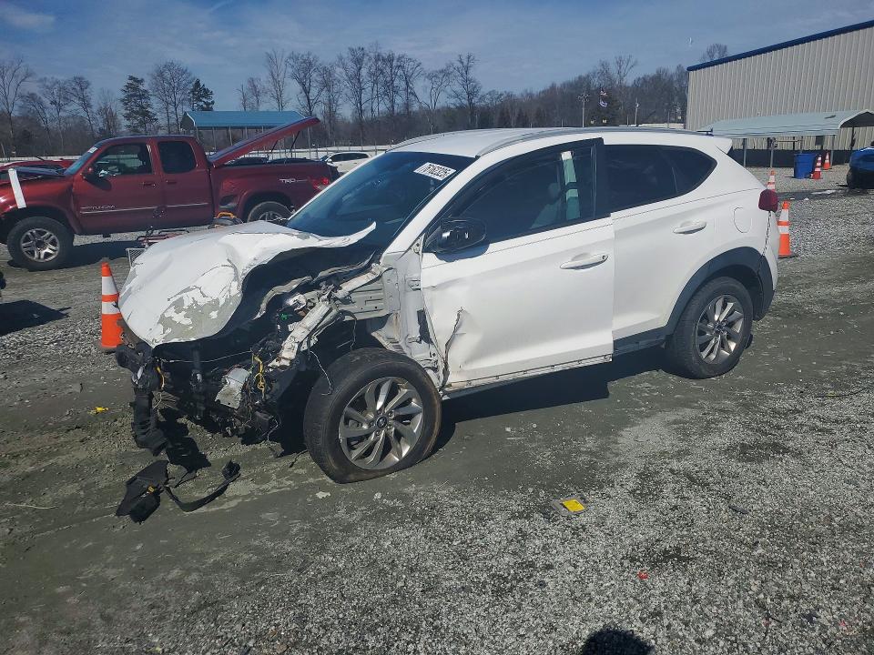 2016 Hyundai Tucson VIN KM8J33A46GU069563 COPART salvage auction — FRONT END, Sc - Cert Of Title-Salvage, sold $675 on 2026-07-06 (photo 1)