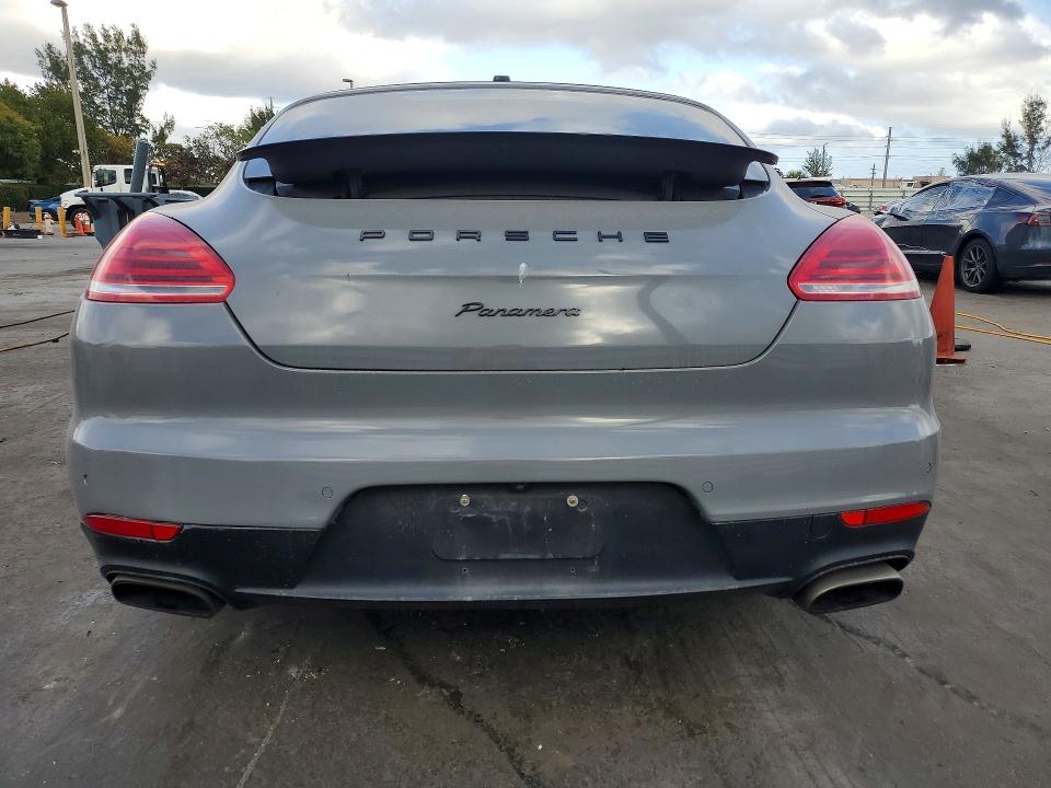 2014 Porsche VIN WP0AA2A76EL010496 COPART salvage auction — WATER/FLOOD, Fl - Cert Of Title-Rebuilt, sold $5,400 on 2026-07-29 (photo 6)