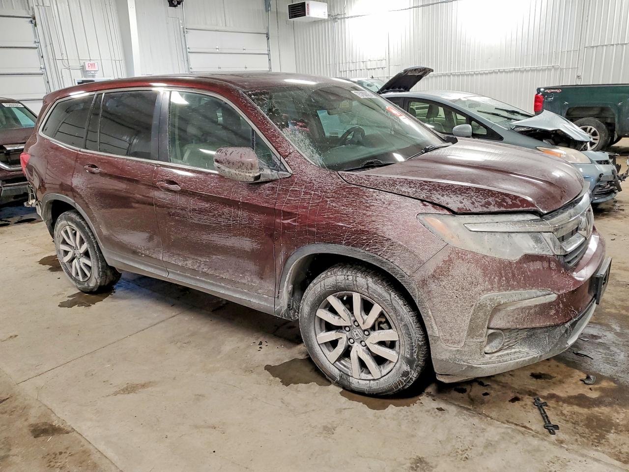 2019 Honda Pilot VIN 5FNYF6H59KB010082 COPART salvage auction — Rear End, MN - CERT OF TITLE-SALVAGE, sold $4,750 on 2026-07-09 (photo 4)