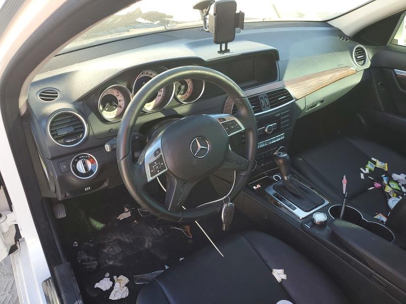 2013 Mercedes-benz C-klasse VIN WDDGF4HB9DR272502 COPART salvage auction — FRONT END, Salvage Title, sold $650 on 2026-08-17 (photo 8)